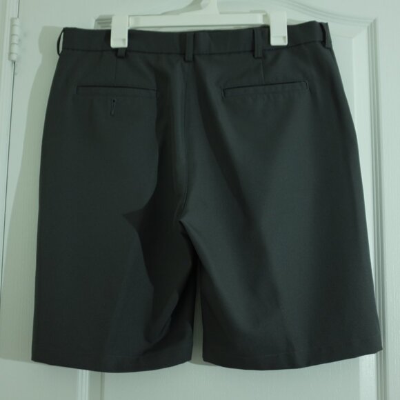 Ben Hogan blue black performance golf shorts size 36 - Picture 2 of 10